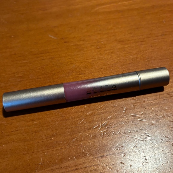 Stila Plumping Lip Glaze Pieta - Picture 5 of 16